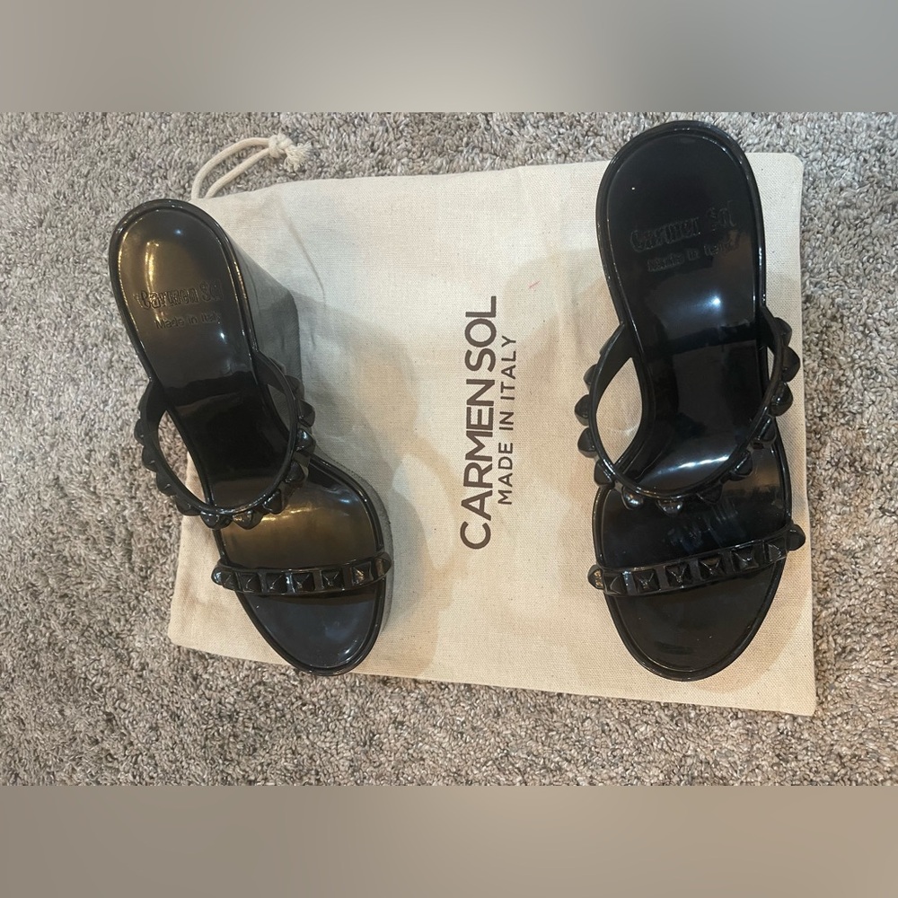 Black Carmen Sol size 9